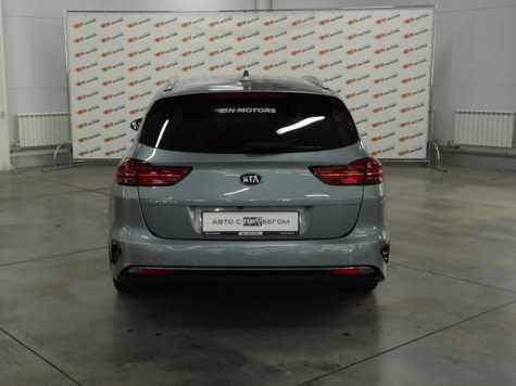 Автомобиль с пробегом Kia Ceed в городе Курск ДЦ - Курск