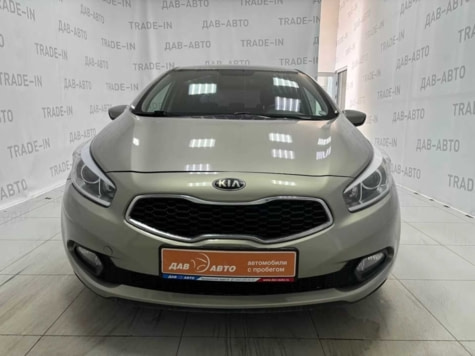 Автомобиль с пробегом Kia Ceed в городе Пермь ДЦ - ДАВ-АВТО