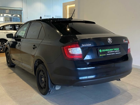 Автомобиль с пробегом ŠKODA Rapid в городе Сыктывкар ДЦ - Сыктывкар