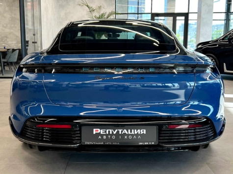 Автомобиль с пробегом Porsche Taycan в городе Красноярск ДЦ - РЕПУТАЦИЯ Авто-холл