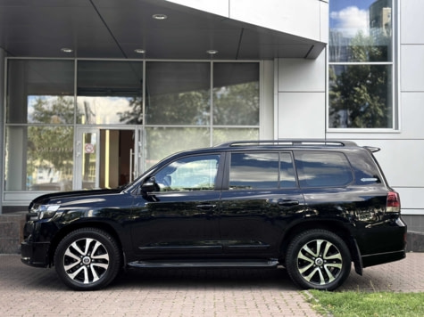 Автомобиль с пробегом Toyota Land Cruiser в городе Москва ДЦ - Тойота Центр Рублевский