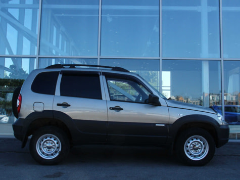 Автомобиль с пробегом Chevrolet Niva в городе Ульяновск ДЦ - Авторай-Эксперт. Автомобили с пробегом (на Наганова)