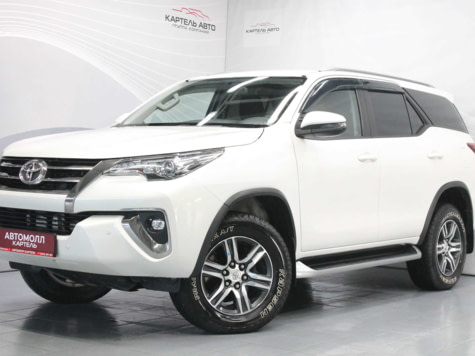 Автомобиль с пробегом Toyota Fortuner в городе Кемерово ДЦ - Автомолл Картель Рубиновая