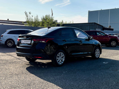 Автомобиль с пробегом Hyundai Solaris в городе Москва ДЦ - РОЛЬФ Алтуфьево