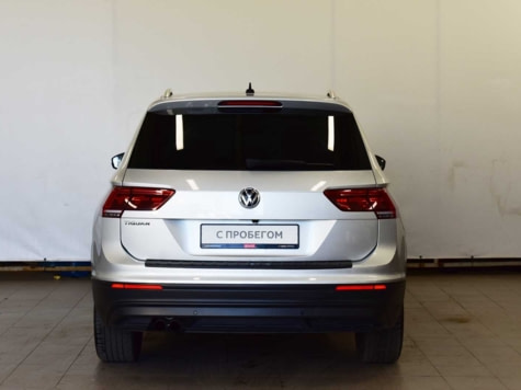 Автомобиль с пробегом Volkswagen Tiguan в городе Калуга ДЦ - Тойота Центр Калуга