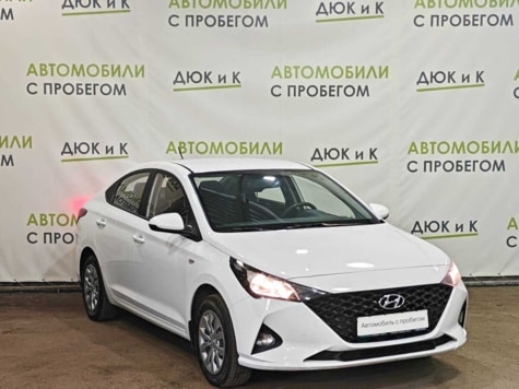 Автомобиль с пробегом Hyundai Solaris в городе Кемерово ДЦ - Автоцентр Дюк и К