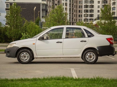 Автомобиль с пробегом LADA Granta в городе Тюмень ДЦ - Центр по продаже автомобилей с пробегом АвтоКиПр