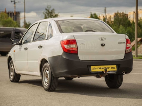 Автомобиль с пробегом LADA Granta в городе Тюмень ДЦ - Центр по продаже автомобилей с пробегом АвтоКиПр