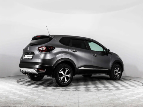 Автомобиль с пробегом Renault Kaptur в городе Санкт-Петербург ДЦ - РОЛЬФ Лахта