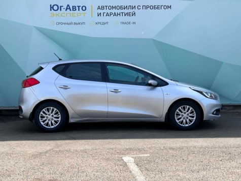 Автомобиль с пробегом Kia Ceed в городе Яблоновский ДЦ - Юг-Авто Эксперт, Яблоновский