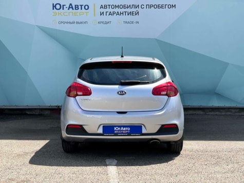 Автомобиль с пробегом Kia Ceed в городе Яблоновский ДЦ - Юг-Авто Эксперт, Яблоновский