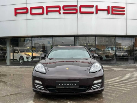 Автомобиль с пробегом Porsche Panamera в городе Пермь ДЦ - VERRA Premium - центр премиальных автомобилей