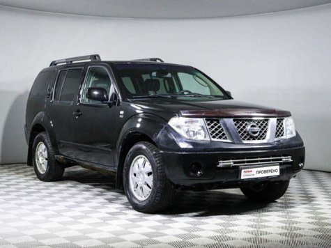 Автомобиль с пробегом Nissan Pathfinder в городе Москва ДЦ - РОЛЬФ Северо-Запад Премиум