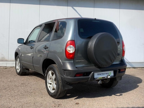 Автомобиль с пробегом Chevrolet Niva в городе Санкт-Петербург ДЦ - Прагматика Василеостровский