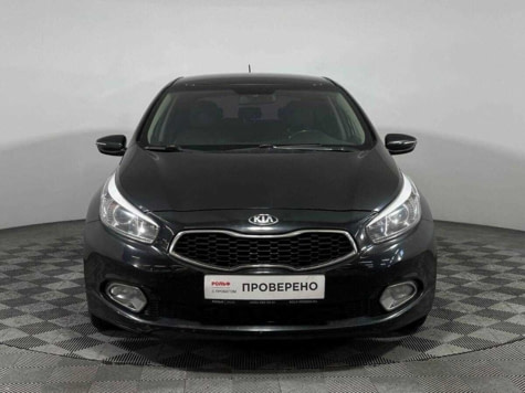 Автомобиль с пробегом Kia Ceed в городе Москва ДЦ - РОЛЬФ Вешки