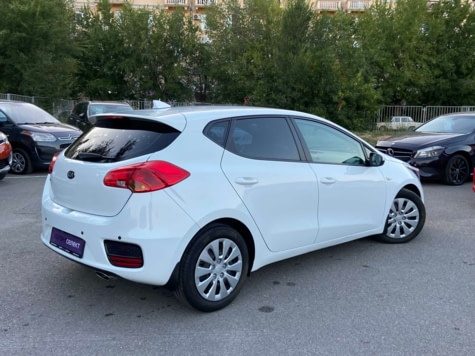 Автомобиль с пробегом Kia Ceed в городе Волгоград ДЦ - АРКОНТСЕЛЕКТ на Монолите