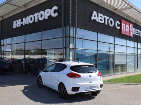 Автомобиль с пробегом Kia Ceed в городе Симферополь ДЦ - Симферополь