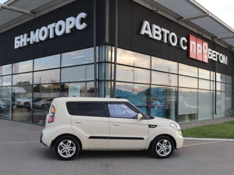 Автомобиль с пробегом Kia Soul в городе Симферополь ДЦ - Симферополь