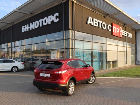 Автомобиль с пробегом Nissan Qashqai в городе Симферополь ДЦ - Симферополь