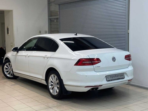 Автомобиль с пробегом Volkswagen Passat в городе Екатеринбург ДЦ - Свободный склад USED (Европа Авто / Ауди Центр Екатеринбург / АЦ Космонавтов) (с пробегом)