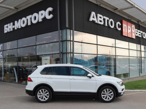 Автомобиль с пробегом Volkswagen Tiguan в городе Симферополь ДЦ - Симферополь