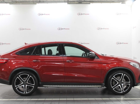 Автомобиль с пробегом Mercedes-Benz GLE в городе Владивосток ДЦ - Тойота Центр Владивосток