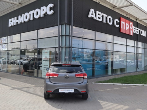 Автомобиль с пробегом Kia Rio в городе Симферополь ДЦ - Симферополь