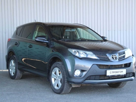 Автомобиль с пробегом Toyota RAV4 в городе Киров ДЦ - Тойота Центр Киров