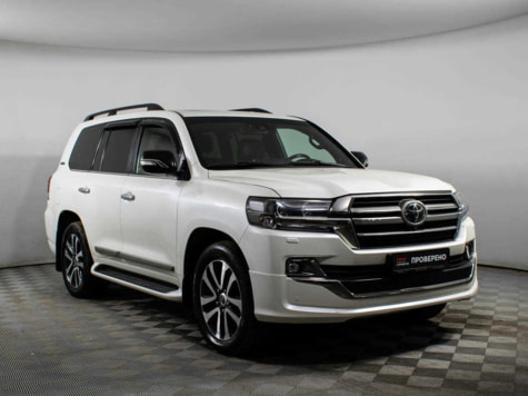 Автомобиль с пробегом Toyota Land Cruiser в городе Москва ДЦ - РОЛЬФ Центр