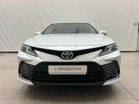 Автомобиль с пробегом Toyota Camry в городе Нижний Тагил ДЦ - Свободный склад USED (Тойота Центр Нижний Тагил / Европа Авто Тагил / Мазда Центр Тагил / CHANGAN Автоплюс Нижний Тагил) (с пробегом)