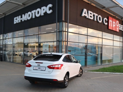 Автомобиль с пробегом FORD Focus в городе Симферополь ДЦ - Симферополь