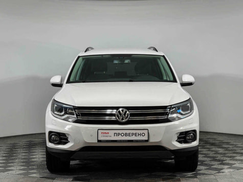 Автомобиль с пробегом Volkswagen Tiguan в городе Москва ДЦ - РОЛЬФ Вешки