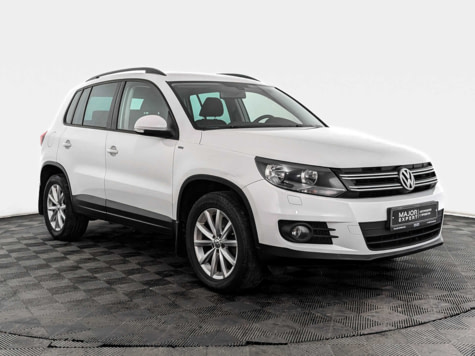 Автомобиль с пробегом Volkswagen Tiguan в городе Москва ДЦ - Тойота Центр Новорижский