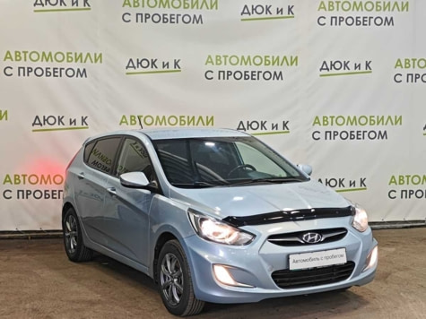 Автомобиль с пробегом Hyundai Solaris в городе Кемерово ДЦ - Автоцентр Дюк и К