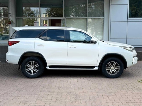 Автомобиль с пробегом Toyota Fortuner в городе Москва ДЦ - Тойота Центр Рублевский