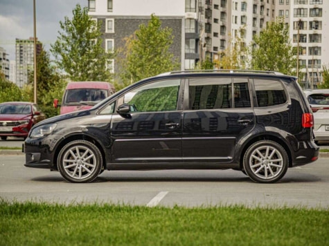 Автомобиль с пробегом Volkswagen Touran в городе Тюмень ДЦ - Центр по продаже автомобилей с пробегом АвтоКиПр