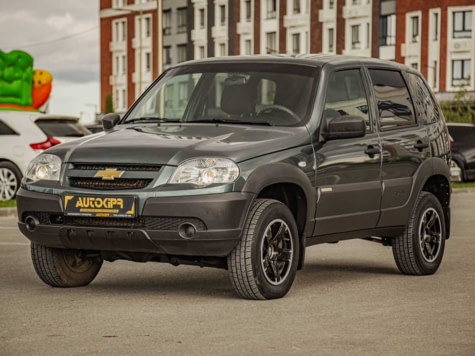 Автомобиль с пробегом Chevrolet Niva в городе Тюмень ДЦ - Центр по продаже автомобилей с пробегом АвтоКиПр