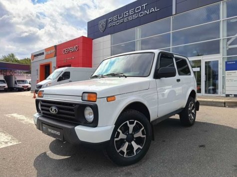 Автомобиль с пробегом LADA 2121 (4x4) в городе Тверь ДЦ - Норд-Авто Peugeot Citroen Тверь