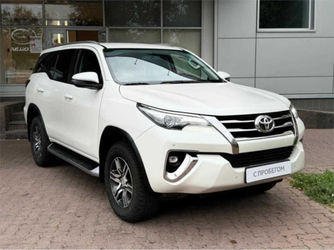 Автомобиль с пробегом Toyota Fortuner в городе Москва ДЦ - Тойота Центр Рублевский