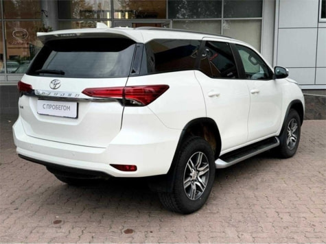 Автомобиль с пробегом Toyota Fortuner в городе Москва ДЦ - Тойота Центр Рублевский