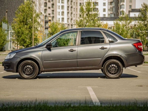 Автомобиль с пробегом LADA Granta в городе Тюмень ДЦ - Центр по продаже автомобилей с пробегом АвтоКиПр