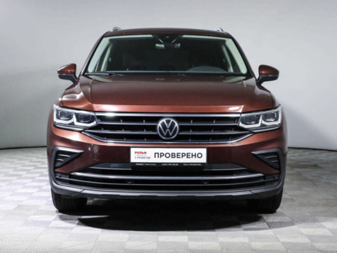 Автомобиль с пробегом Volkswagen Tiguan в городе Москва ДЦ - РОЛЬФ Северо-Запад Премиум