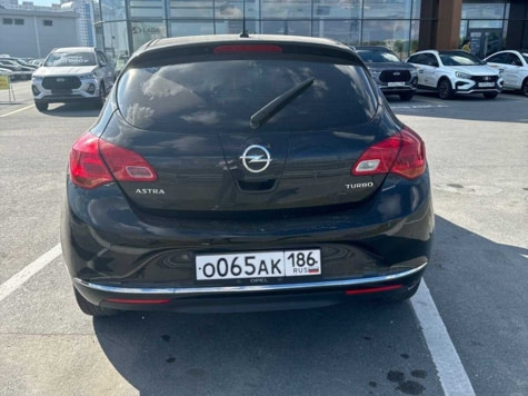 Автомобиль с пробегом Opel Astra в городе Сургут ДЦ - Восток Моторс Лада