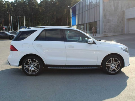 Автомобиль с пробегом Mercedes-Benz GLE в городе Екатеринбург ДЦ - Свободный склад USED (Ленд Ровер Автоплюс / Volvo Car Краснолесье) (с пробегом)