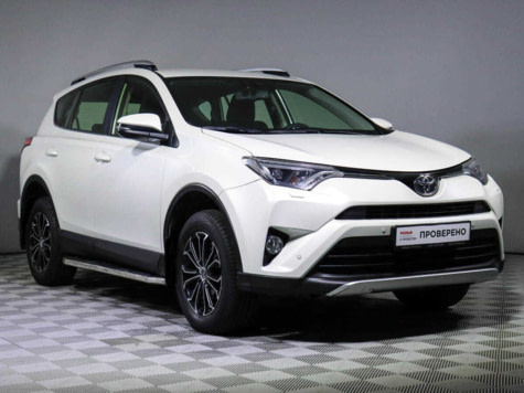 Автомобиль с пробегом Toyota RAV4 в городе Москва ДЦ - РОЛЬФ Северо-Запад Премиум