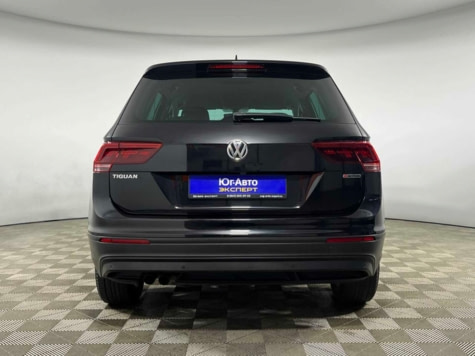 Автомобиль с пробегом Volkswagen Tiguan в городе Яблоновский ДЦ - Юг-Авто Эксперт, Яблоновский