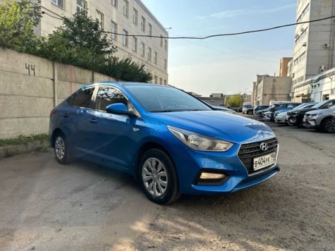 Автомобиль с пробегом Hyundai Solaris в городе Санкт-Петербург ДЦ - Экспо Кар