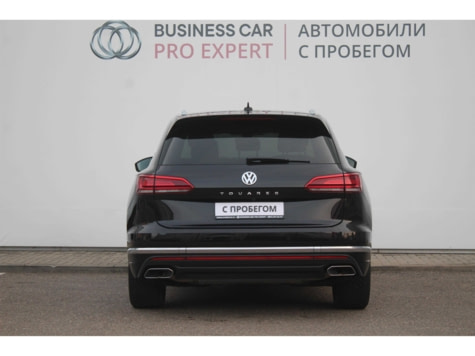 Автомобиль с пробегом Volkswagen Touareg в городе Краснодар ДЦ - Тойота Центр Кубань