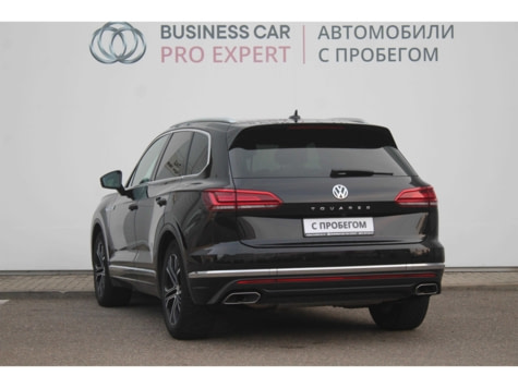 Автомобиль с пробегом Volkswagen Touareg в городе Краснодар ДЦ - Тойота Центр Кубань