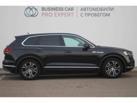 Автомобиль с пробегом Volkswagen Touareg в городе Краснодар ДЦ - Тойота Центр Кубань